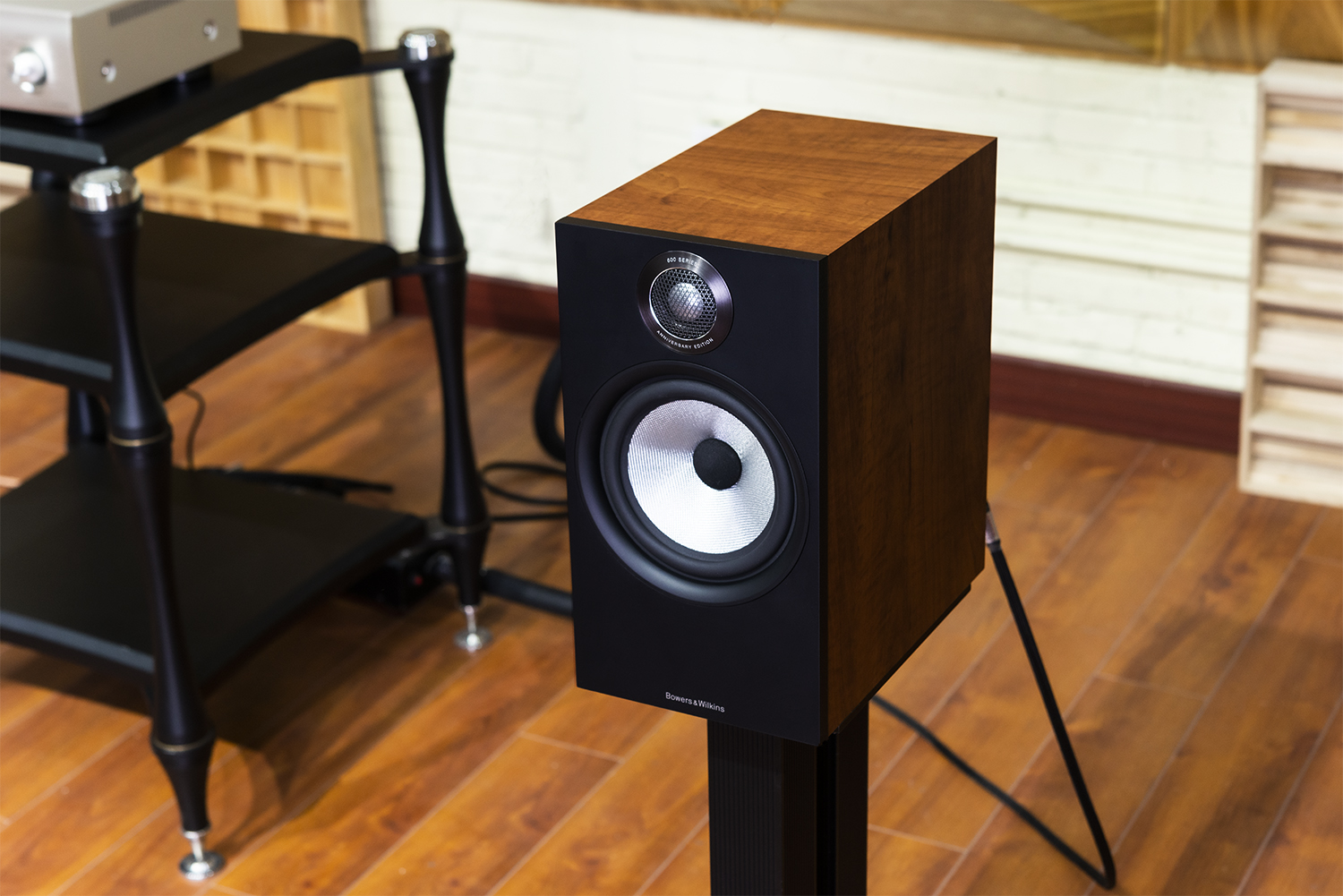 宝华韦健606s2配马兰士pm6007怎么样,万元以下hifi蓝牙音箱推荐