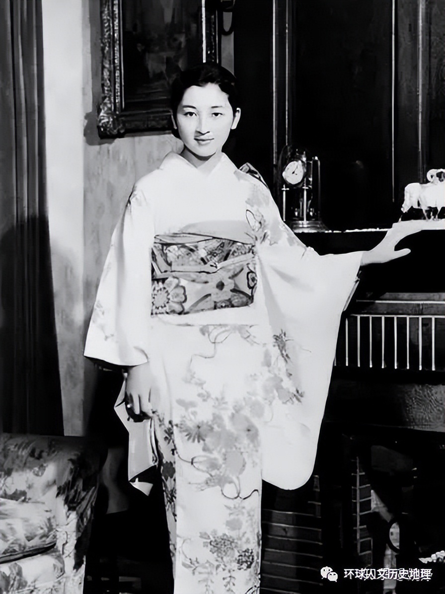 菊花王朝的囚徒(上):患失语症的美智子