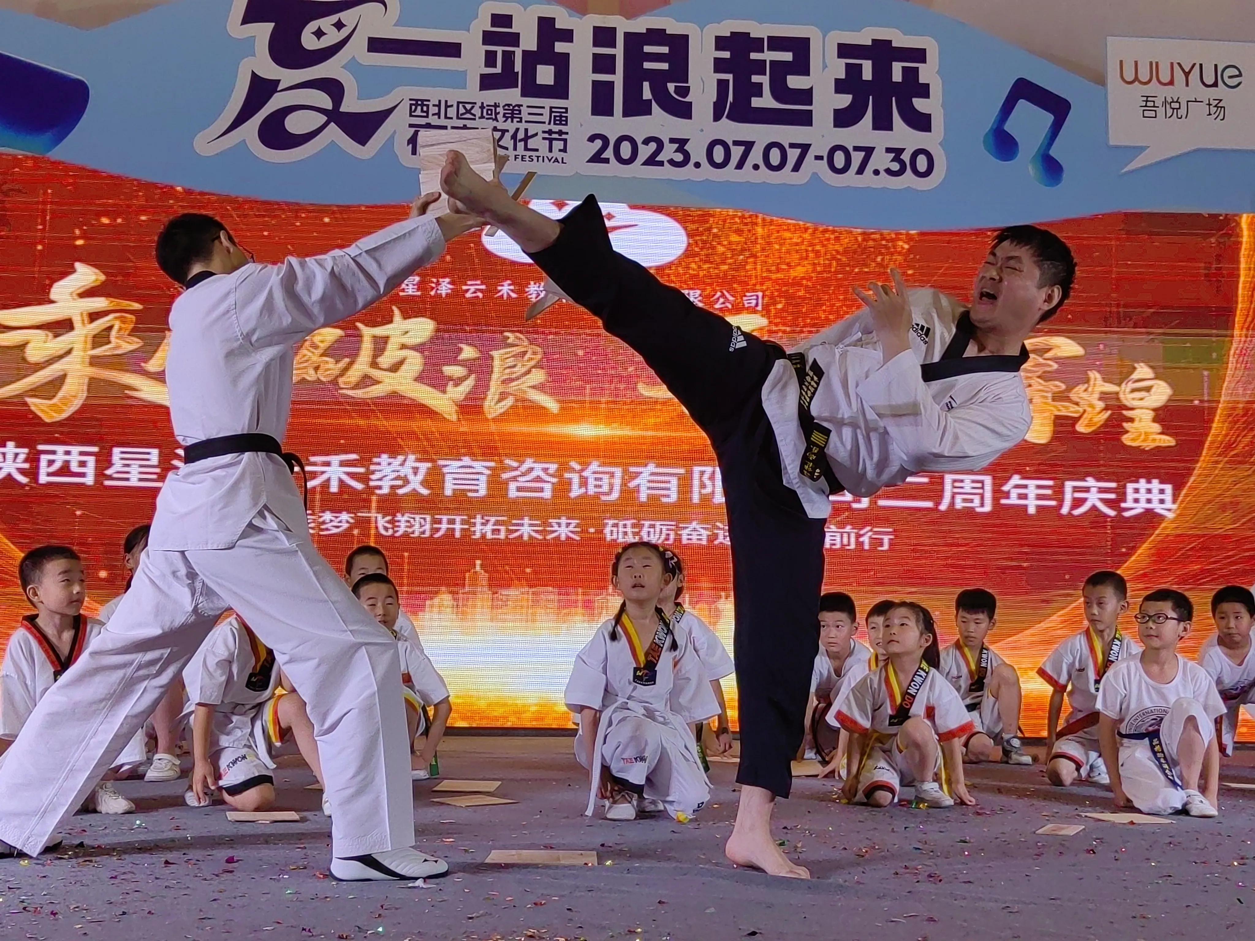 乘风破浪扬帆远航领航新时代,乘风破浪扬帆起航主题教育