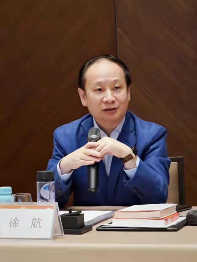 他17岁考入清华毕业后回乡当保安,他17岁上北大20岁上哈佛