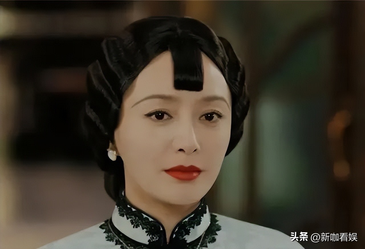 43岁秦岚,这一次,才是真的“人间清醒”!