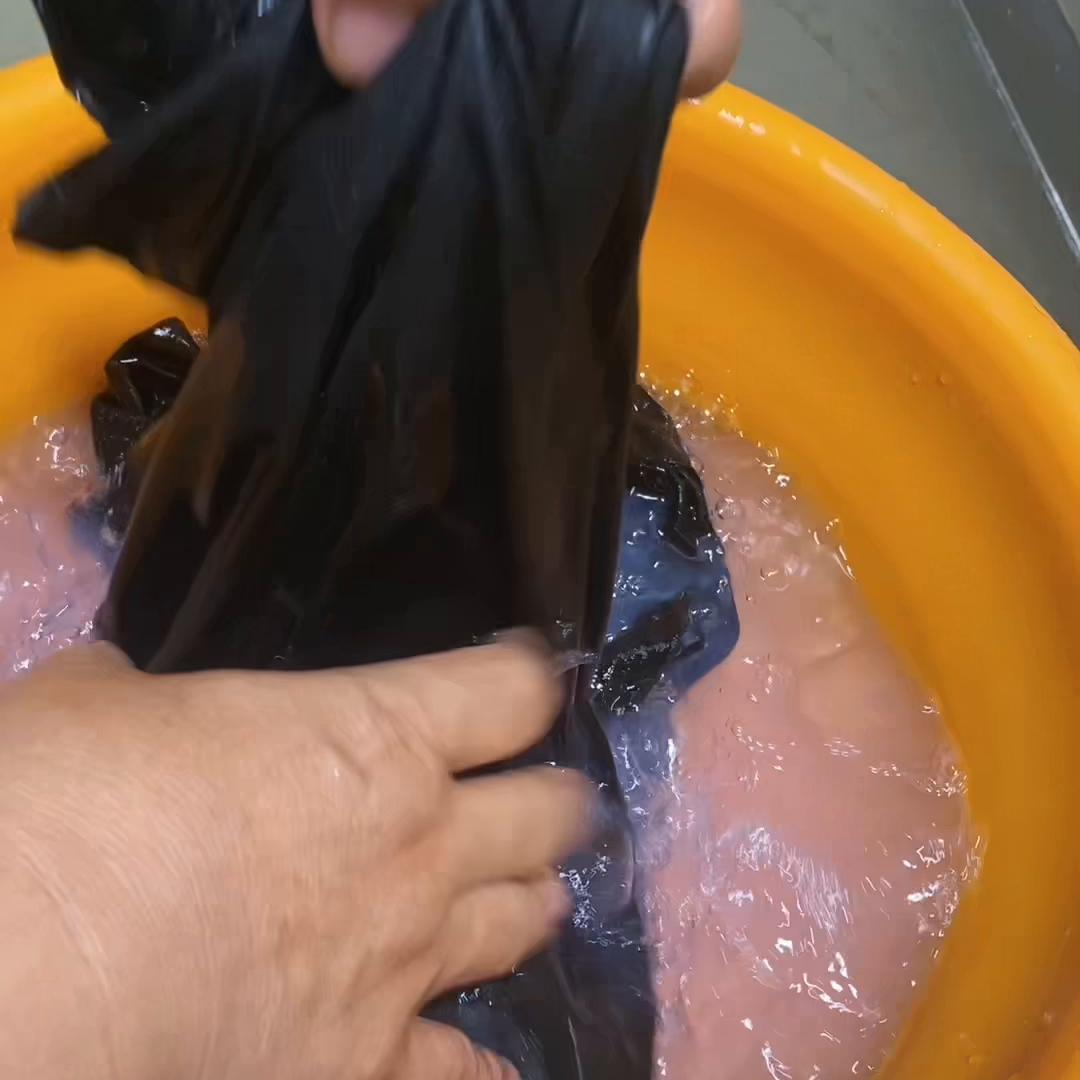 黑色香云纱上衣泛白怎么处理,真丝衣物灰伤的补救办法