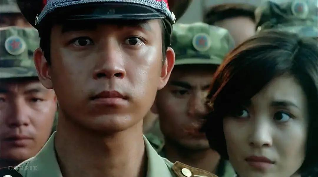 重庆山火扑救感人场景,重温重庆山火救援的感人画面