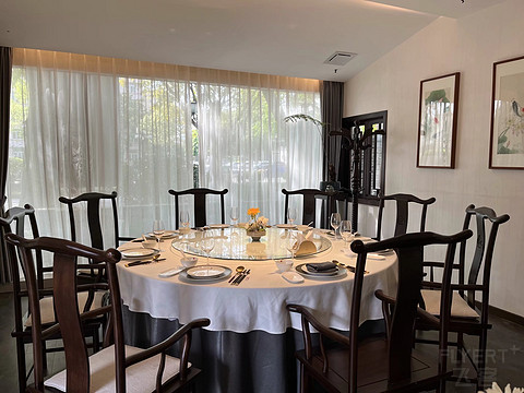 鍒濆涔嬫梾榛勯噾娴峰哺,鍒濆涔嬫梾