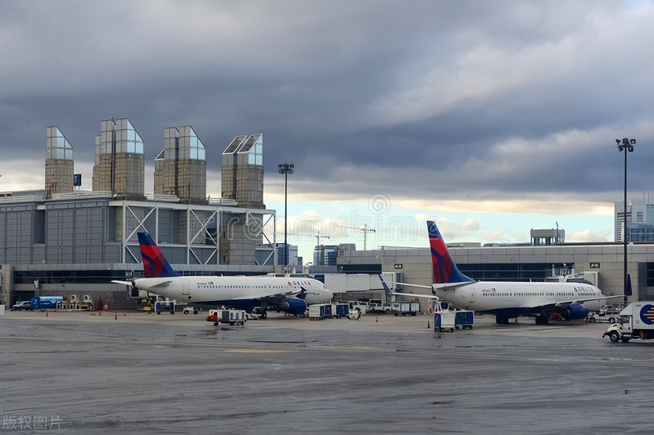 美国留学生飞中国的航班,从国内去美国留学的航班