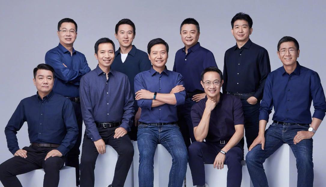 亿万富翁从零开始创业真实案例,穷小子创业的坎坷从破产到富豪