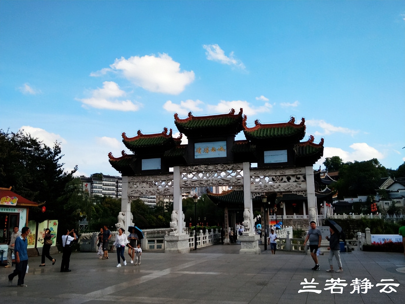 贵阳多彩贵州位置,贵阳多彩贵州城风景区