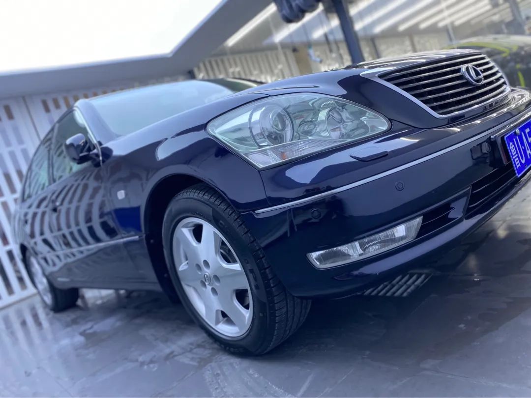 雷克萨斯ls430翻新修复,雷克萨斯ls430老车翻新作业