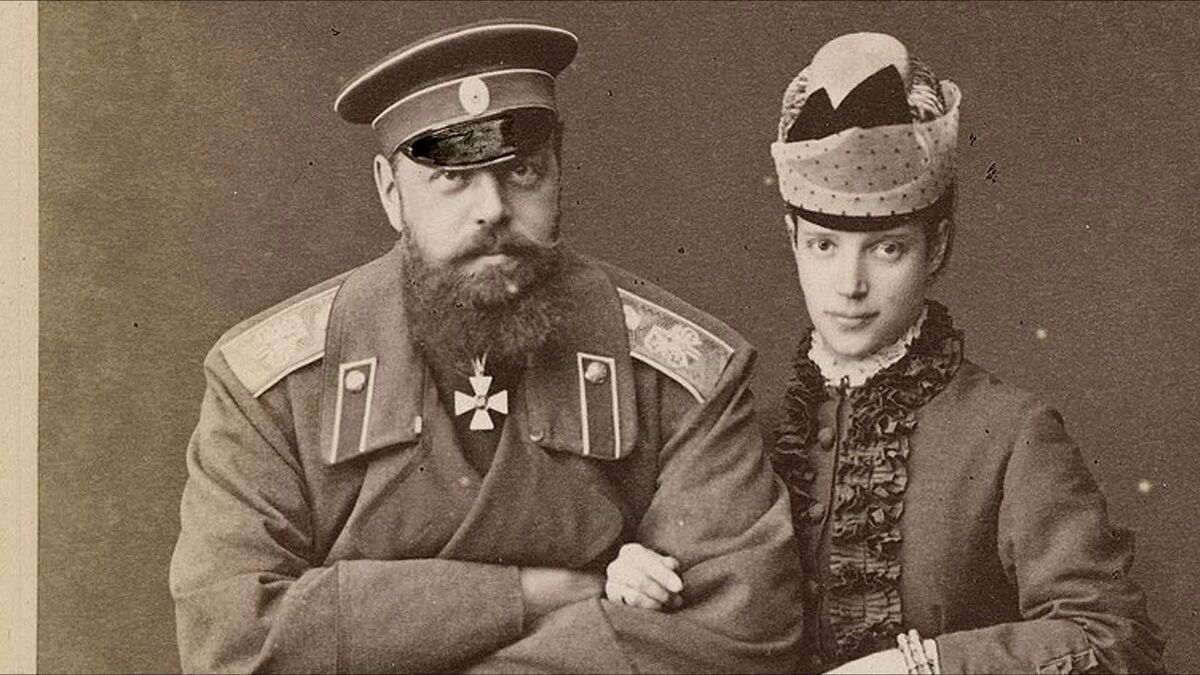 俄国沙皇在病死前被迫娶妻,18世纪初俄国沙皇