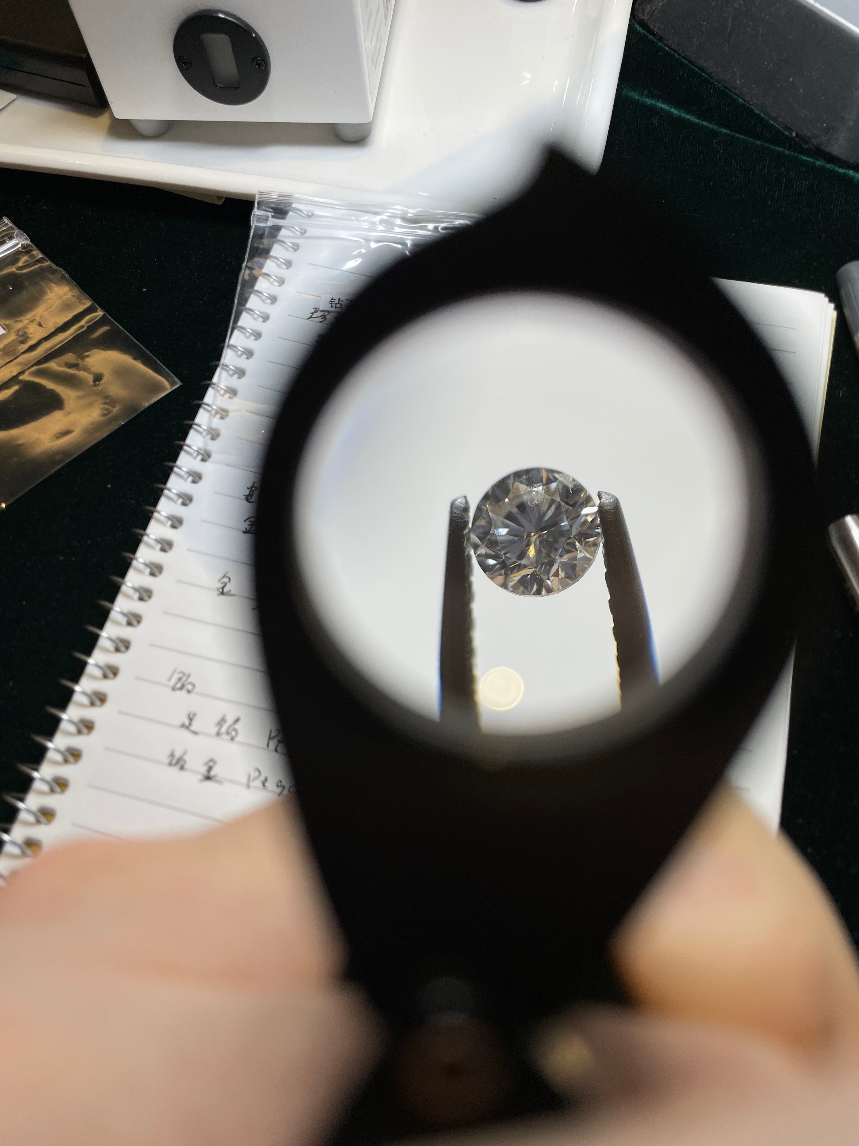 珠宝店难做,珠宝店生意惨淡怎么办啊