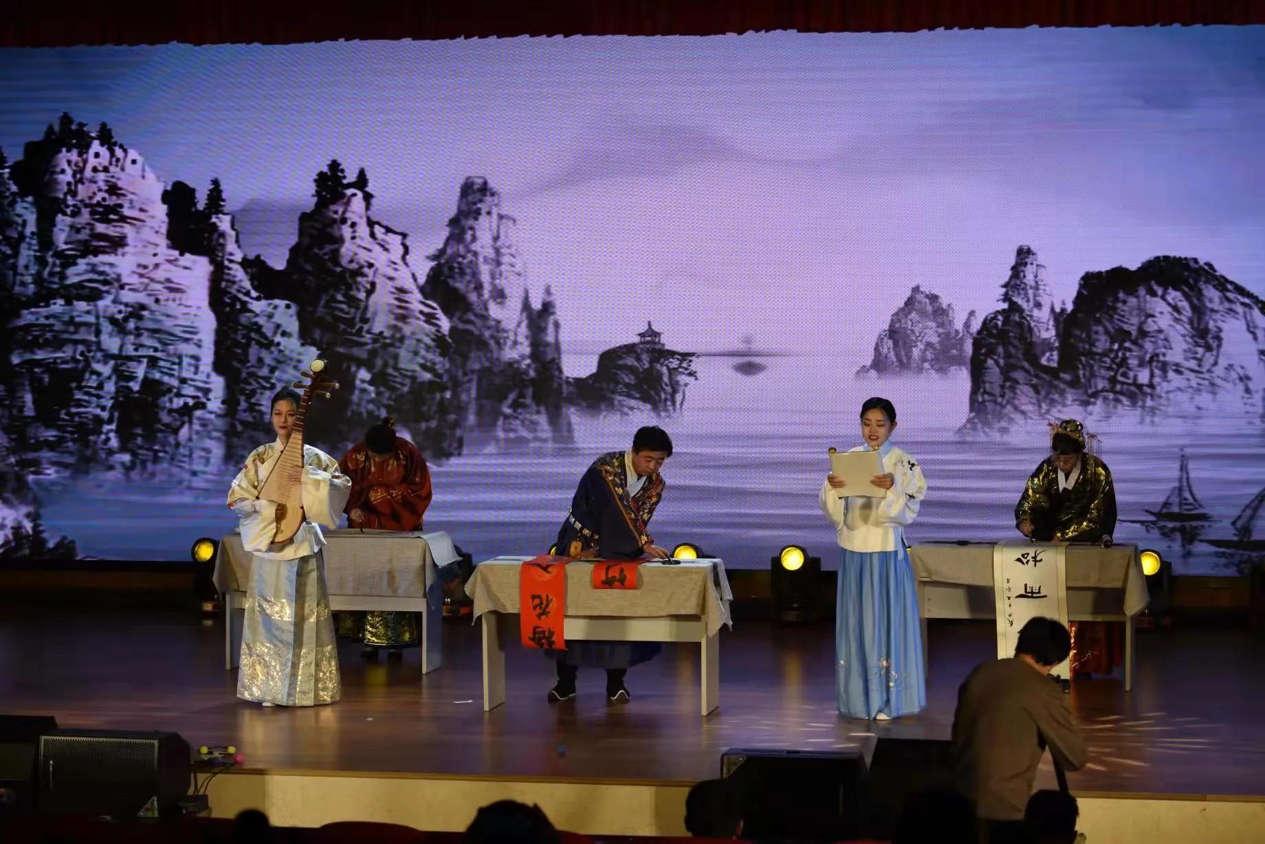 归来梦起航石家庄市第二十七中学教职工载歌载舞开启“归来梦起航”主题元旦联欢会