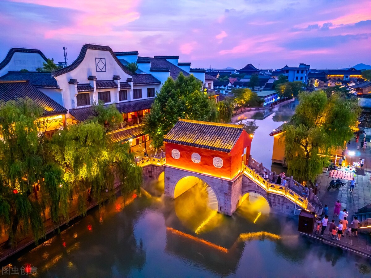 柯桥中国轻纺城在哪个位置,柯桥轻纺城是中国最大的轻纺城吗