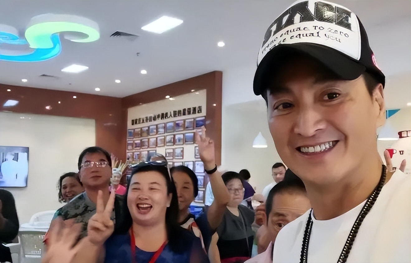 10位港星内地定居,10位定居内地的过气港星