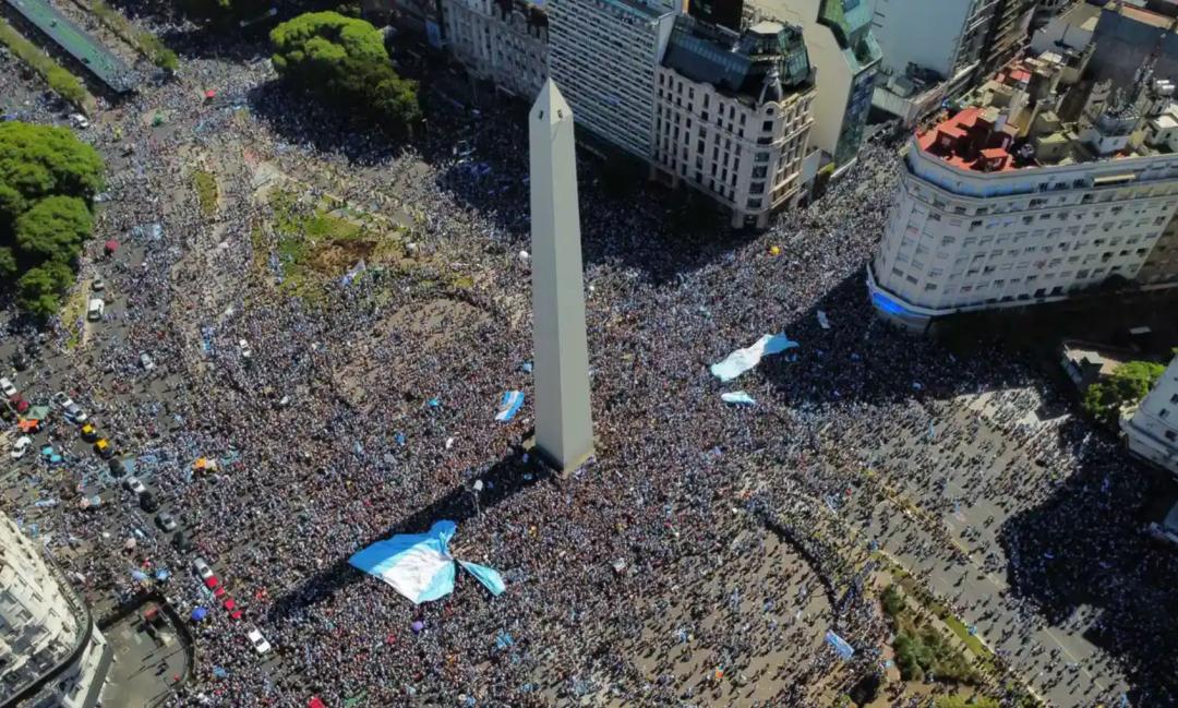 梅西，为什么让人如此感动？