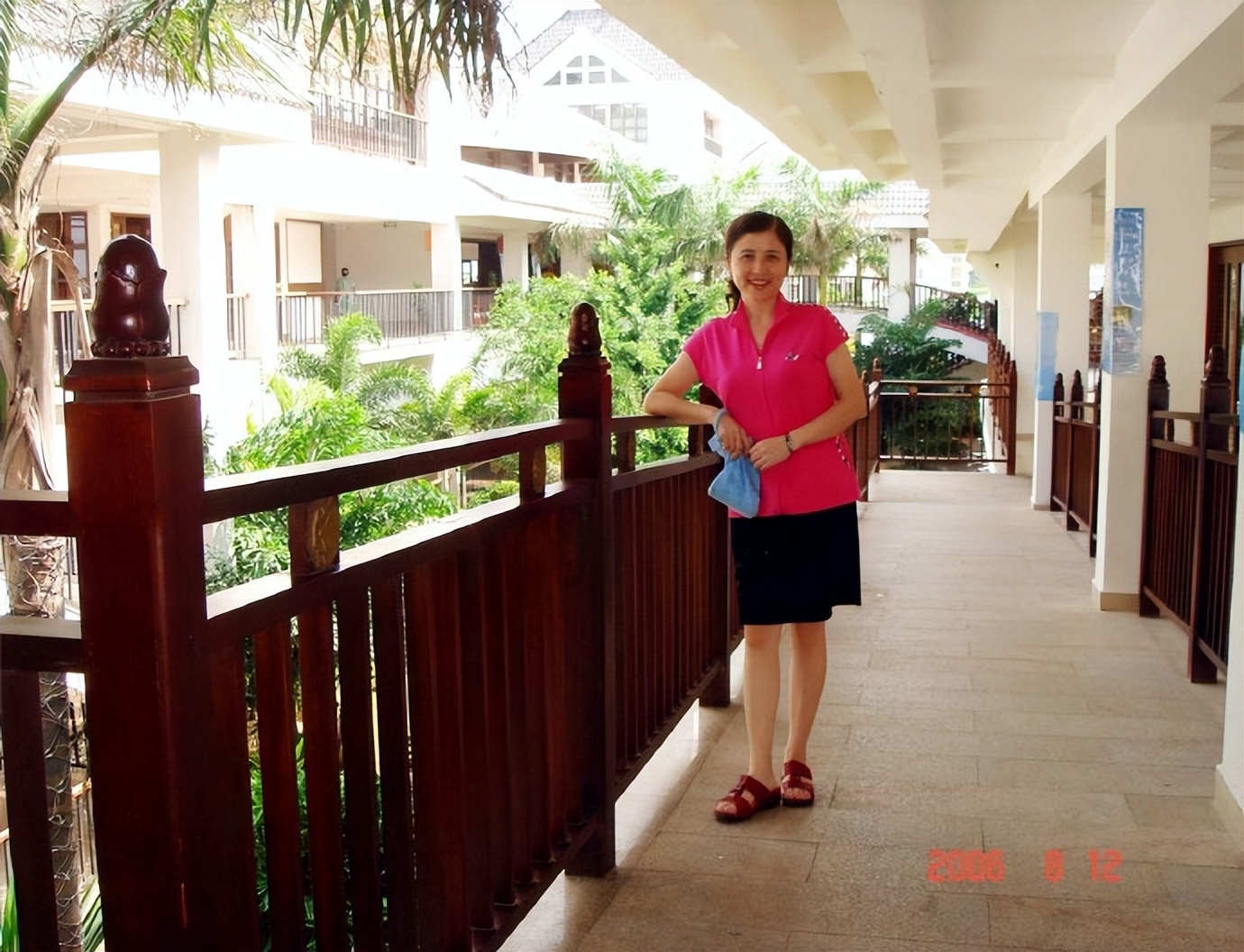 海南陵水环岛旅游公路香水湾,陵水黎安镇离香水湾多远