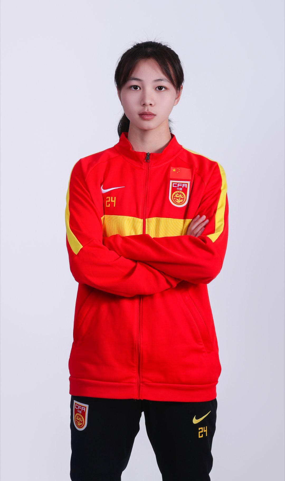 这个深圳高中生是“中国女足天才跳级生”:想闯欧洲想踢世界杯