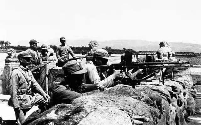 何应钦指挥独山战役,抗战贵州独山何应钦