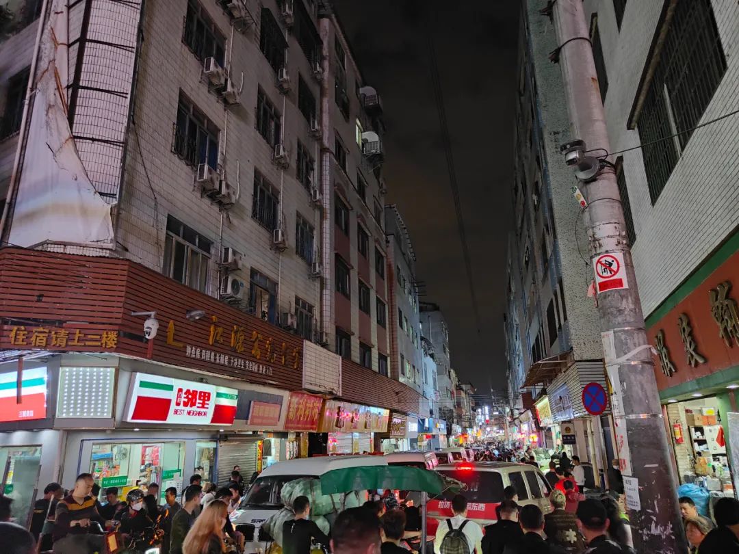 为什么中大布匹市场这么冷清,中大布匹市场搬迁到清远确定了吗