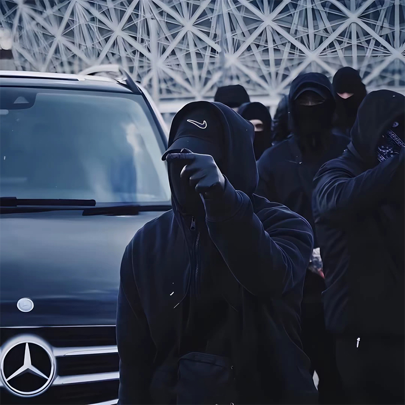 把格局打开了的壁纸,男人有格局沉稳壁纸