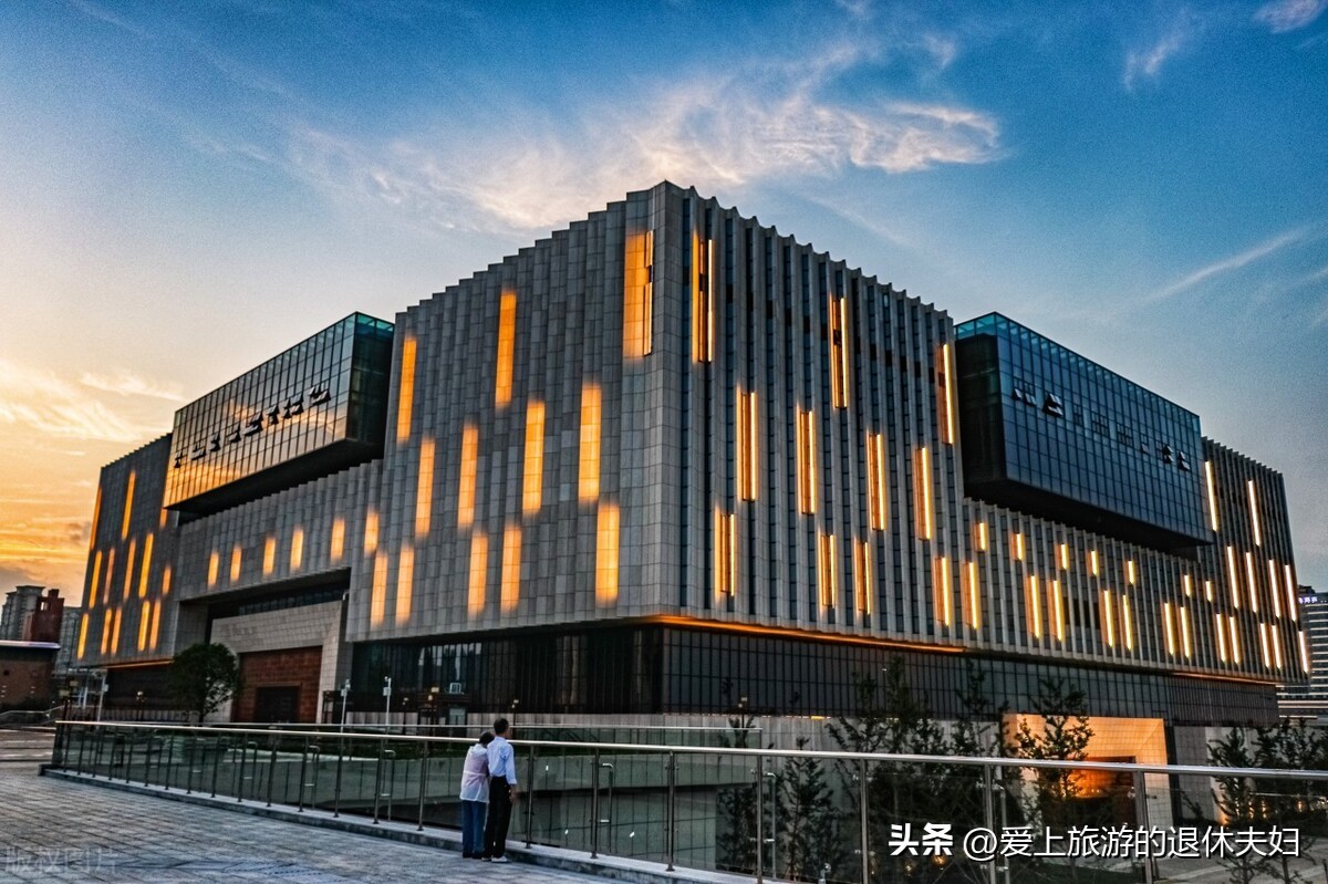 南昌滕王阁附近游玩攻略,除了滕王阁在南昌还有什么好玩的