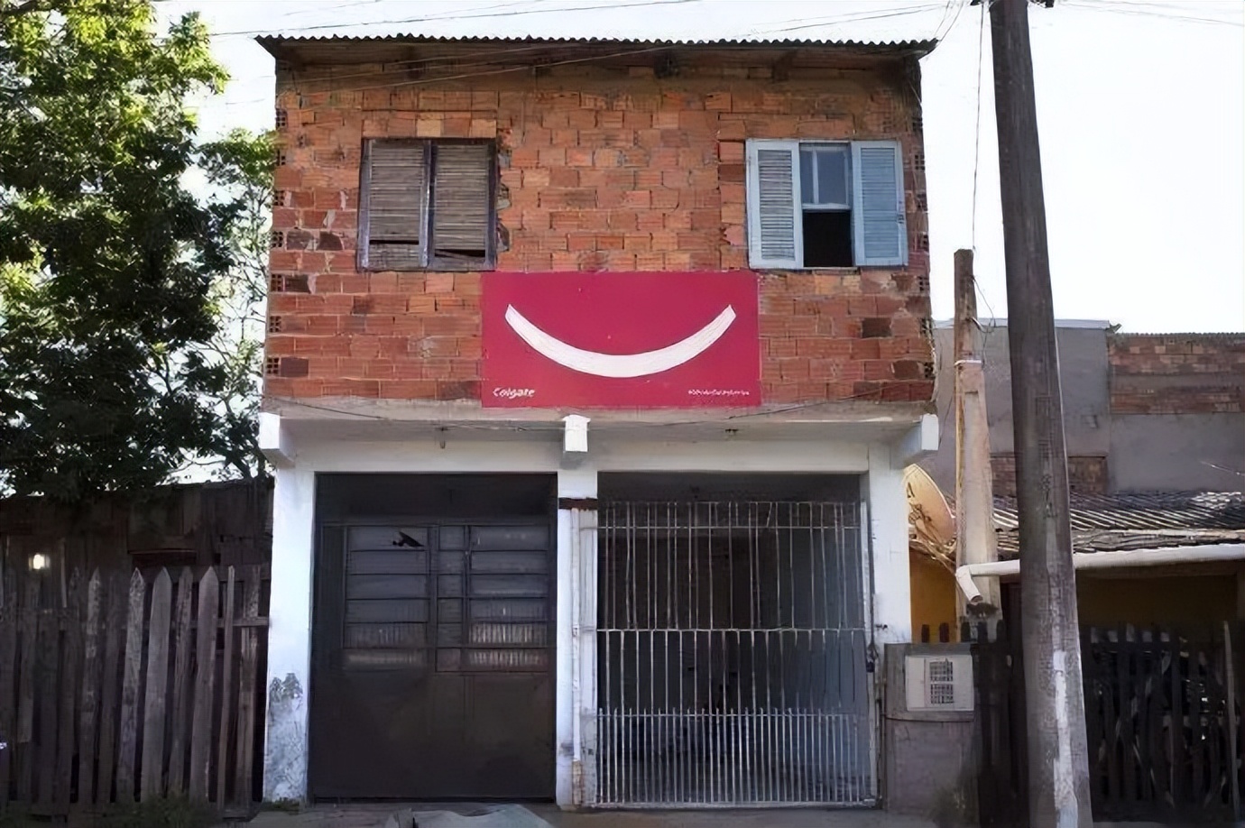 户外媒体广告哪些行业好,户外广告与网络广告的优劣势