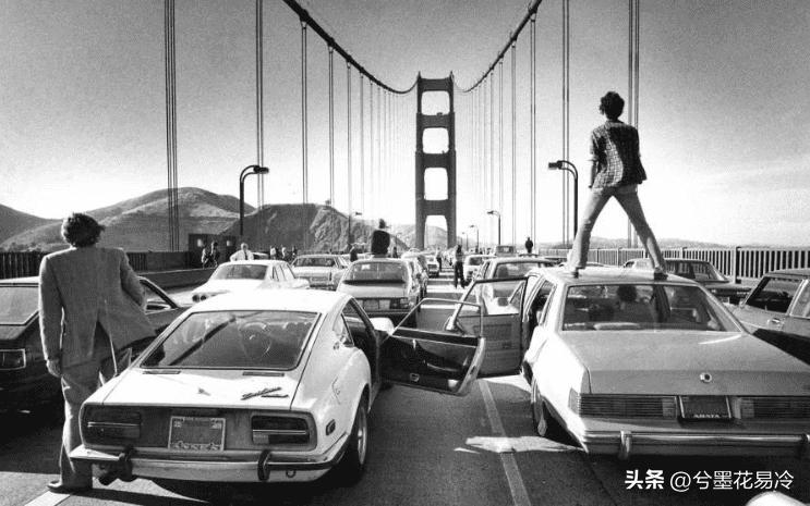 花楼女子媚态撩人,丰乳肥臀,30张真实影像惊艳时光