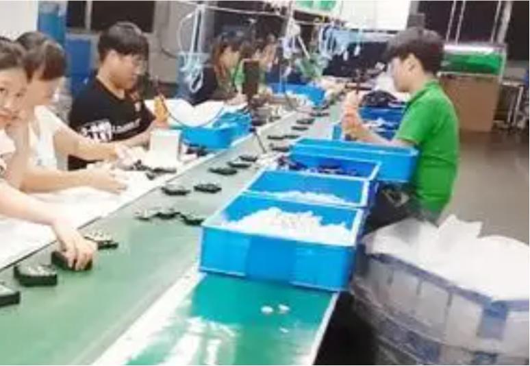 创业失败负债四十万妻子不离不弃,女人创业失败负债37万