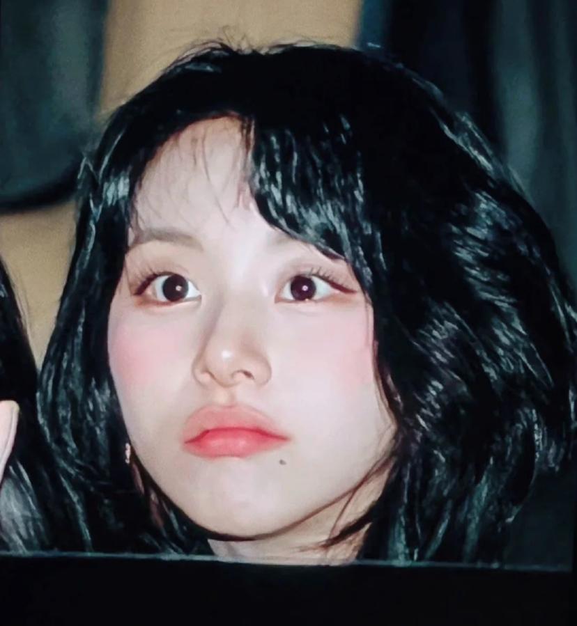 从人气垫底到拥有百万直拍的鬼马爱豆！她怎么变美的？