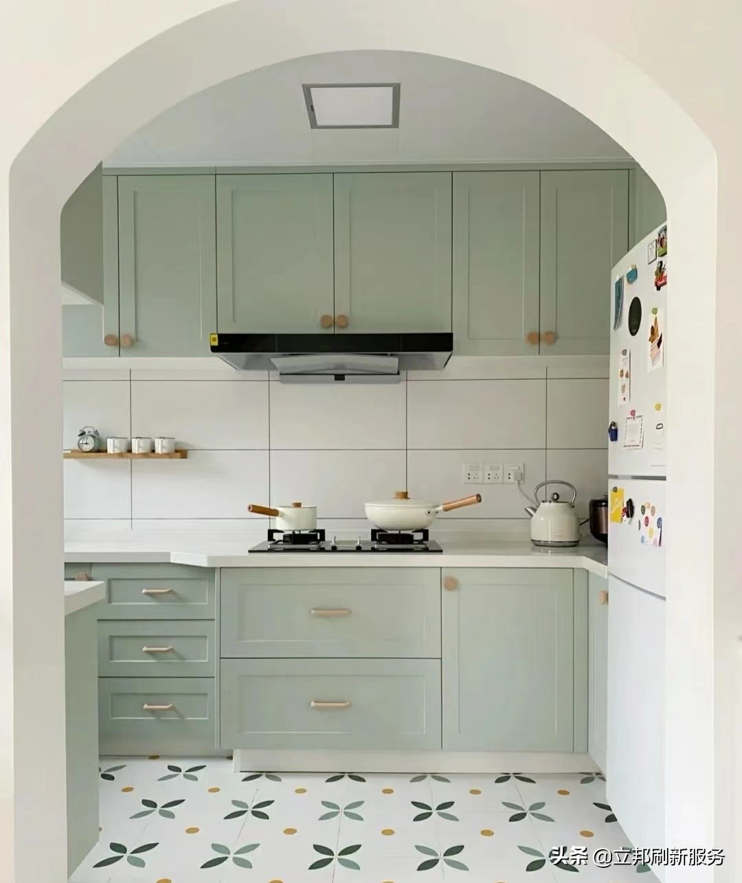 目前最流行的瓷砖搭配,阳台墙面瓷砖和地面瓷砖怎么搭配