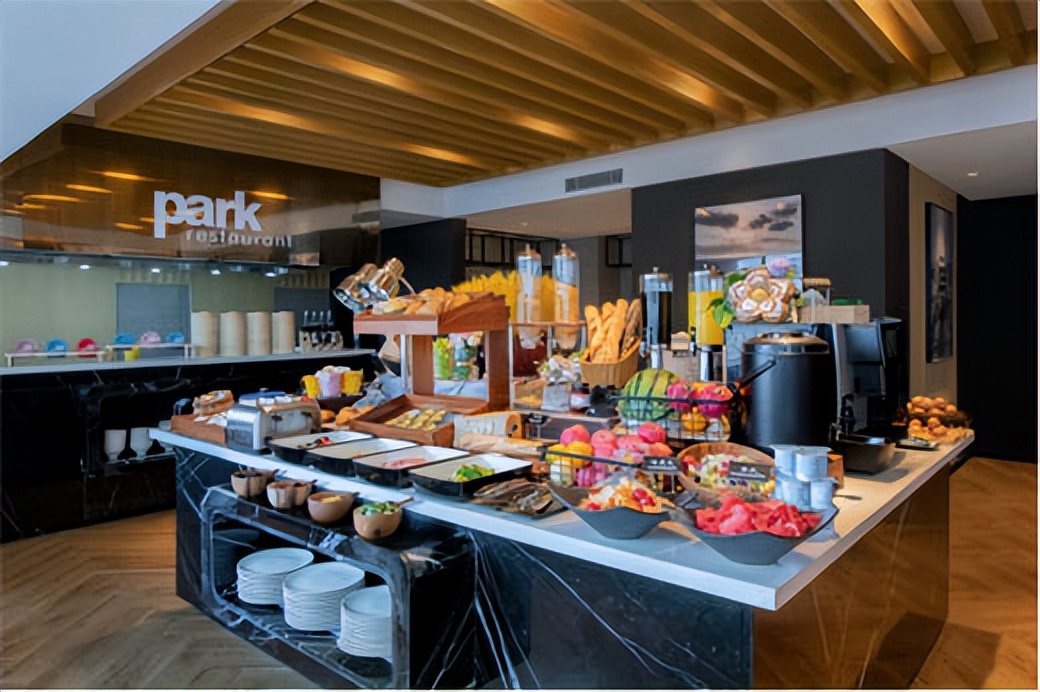 维也纳国际酒店总部加盟电话,维也纳国际酒店5.0入住