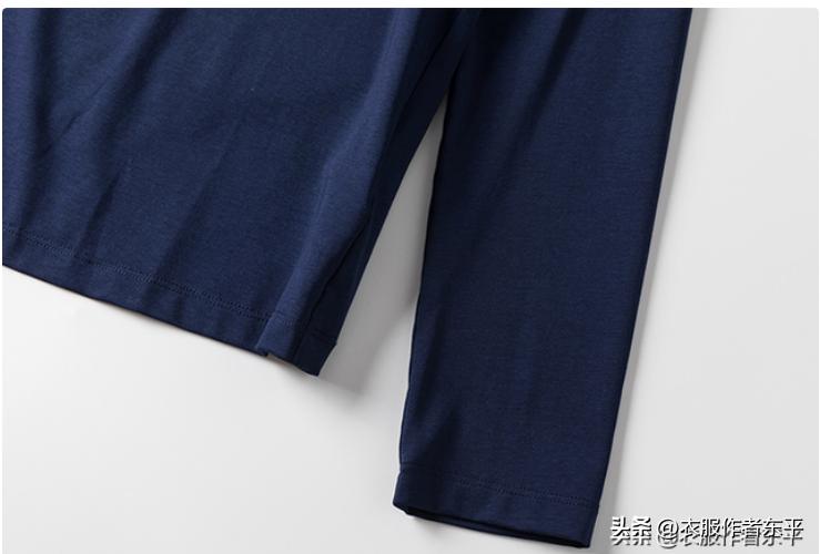 简单百搭的长袖T恤打底衫，只要选好面料，制作是很简单的事情