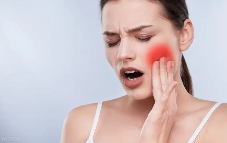 牙痛开始就痛得受不了,内牙疼痛难忍时紧急止痛