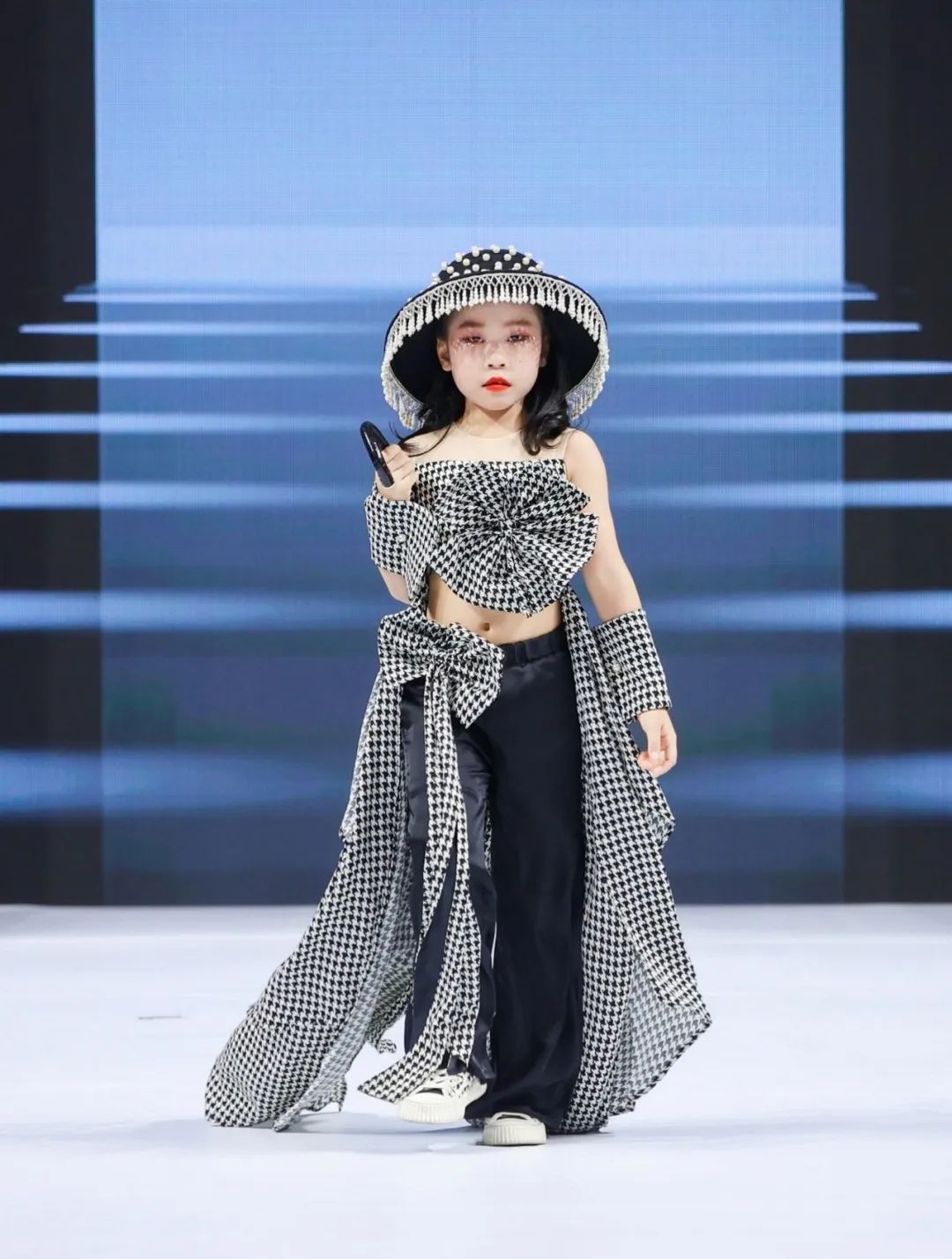 第一童星半决赛团队秀精彩瞬间,第一童星专访