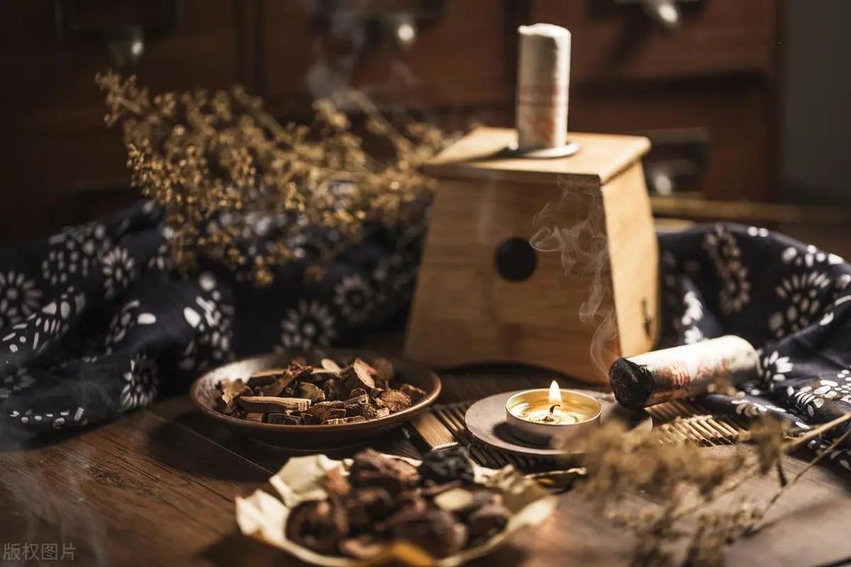 艾灰艾灸有什么功效,艾灸过后的艾灰有什么作用和功效