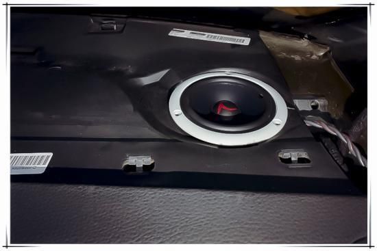 新奥迪q7音响效果视频,昆明奥迪q7音响改装价格