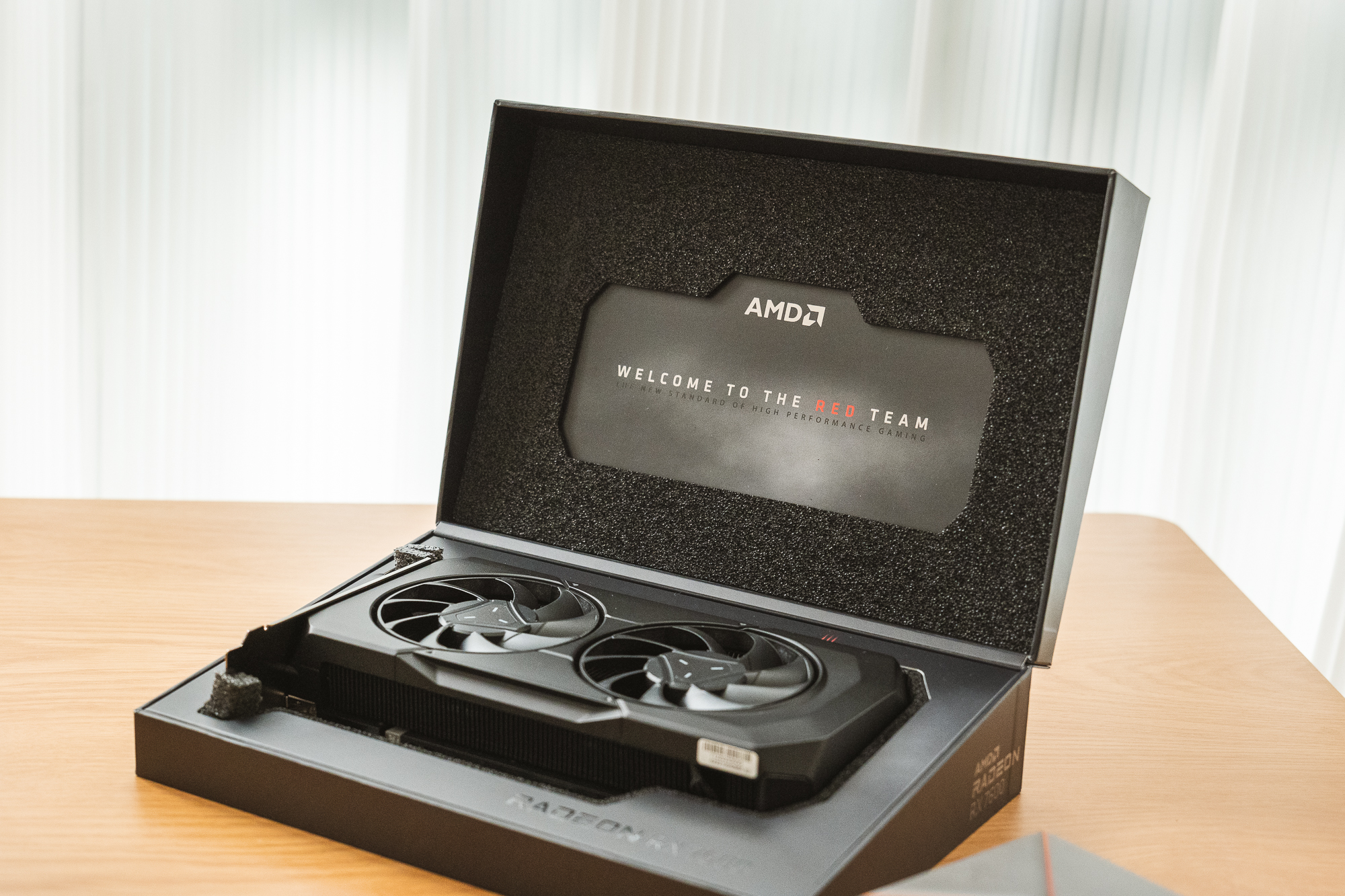 amdradeonrx7600显卡海外降价,amdradeon7600显卡评测