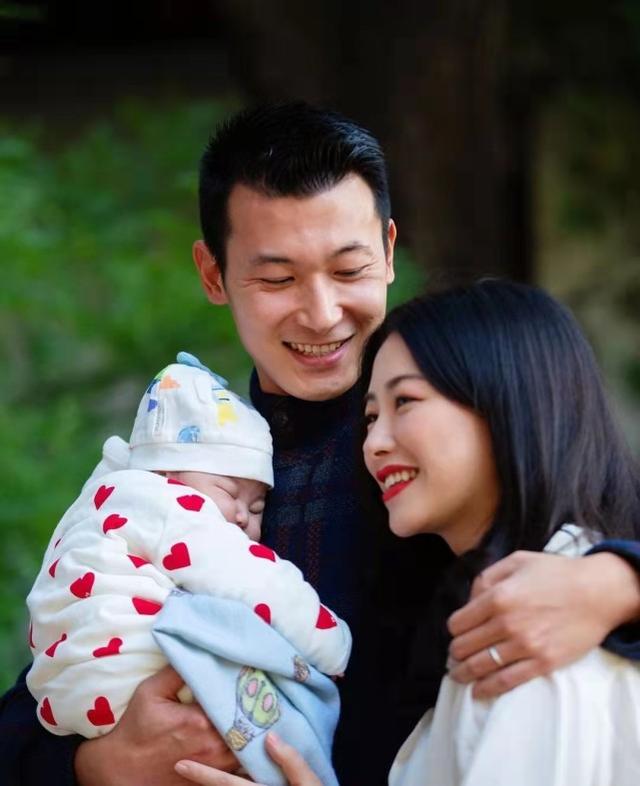 女神生下六个小女孩,八位已经生过孩子的女明星