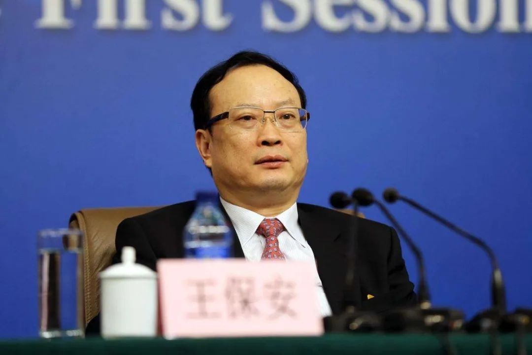 画个圈就有豪宅,行贿收了两个亲儿子!这位副部级干部刷新受贿新高度