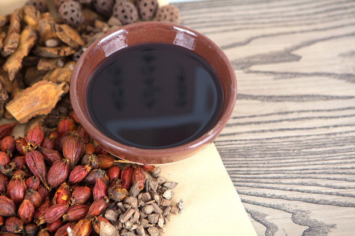 中医讲痔疮出血,痔疮应该凉血还是活血