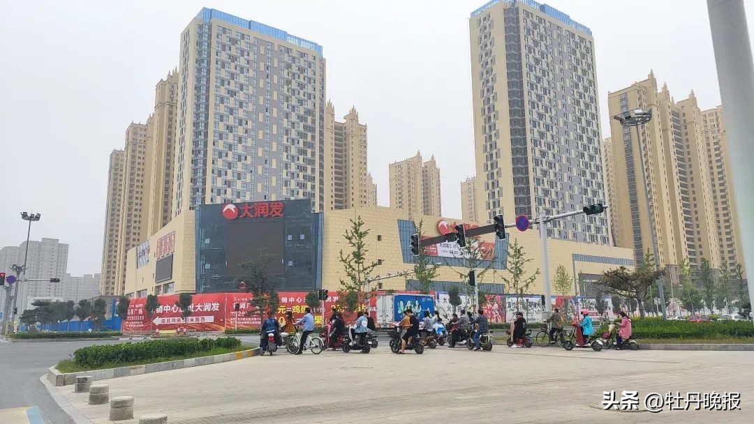 菏泽最好的商场在哪里,菏泽排名前十的购物广场