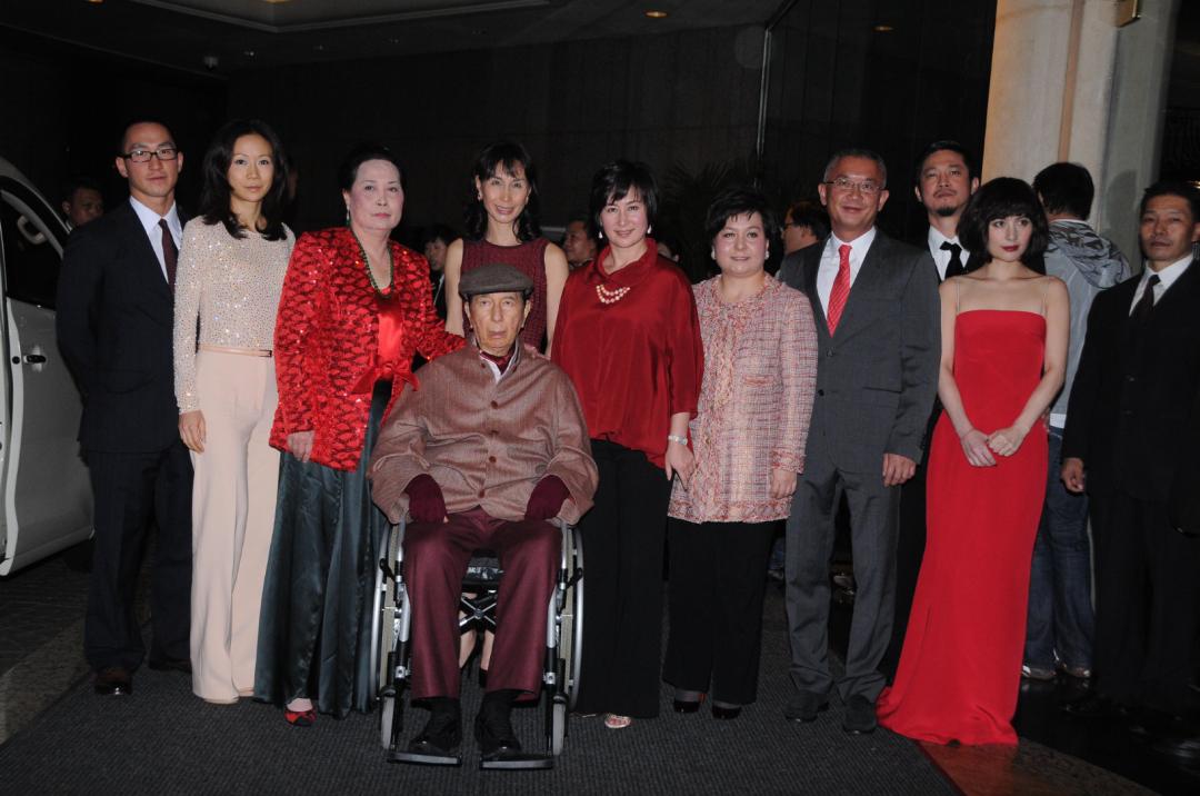 蓝琼缨因为什么去世,赌王二太蓝琼缨传奇的一生