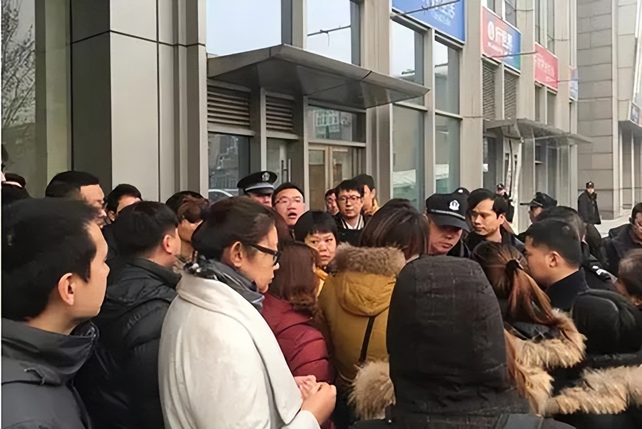 丁宁是如何一步一步发展起缅北的,e租宝丁宁是在缅北抓的吗