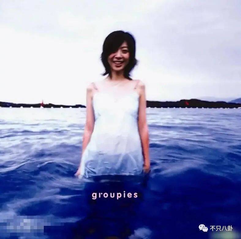 以前因为爱情现在因为钱,当初因为钱在一起后来变成了爱