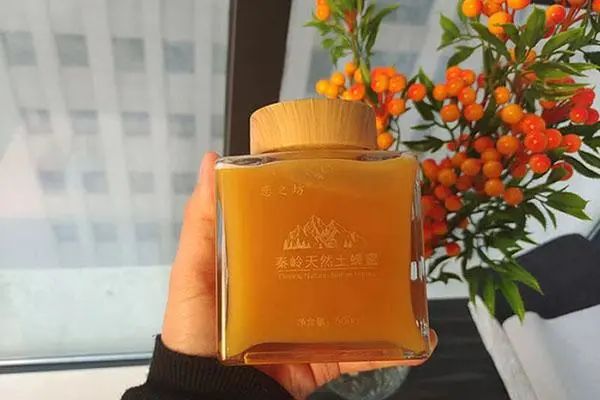 网上4元一斤的蜂蜜是真蜂蜜吗,正品蜂蜜多少钱一斤