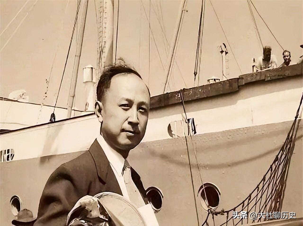 50年十万美元在美国能买什么,在美国50万美金回国薪资什么水平