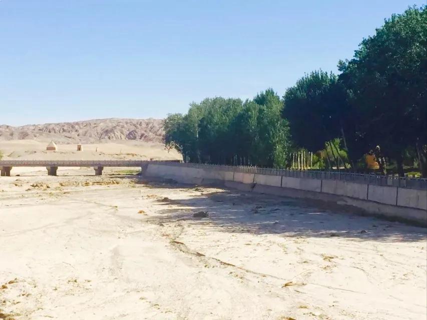 千年莫高，梦幻佛宫