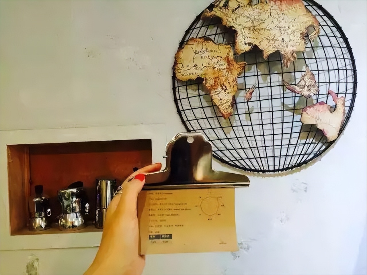 人见人爱的咖啡馆大多相同，比如这12个细节