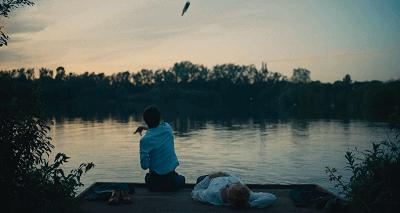 飙升9.4，太敢拍了！撕开血淋淋的现实，忍痛才刷完这剧...