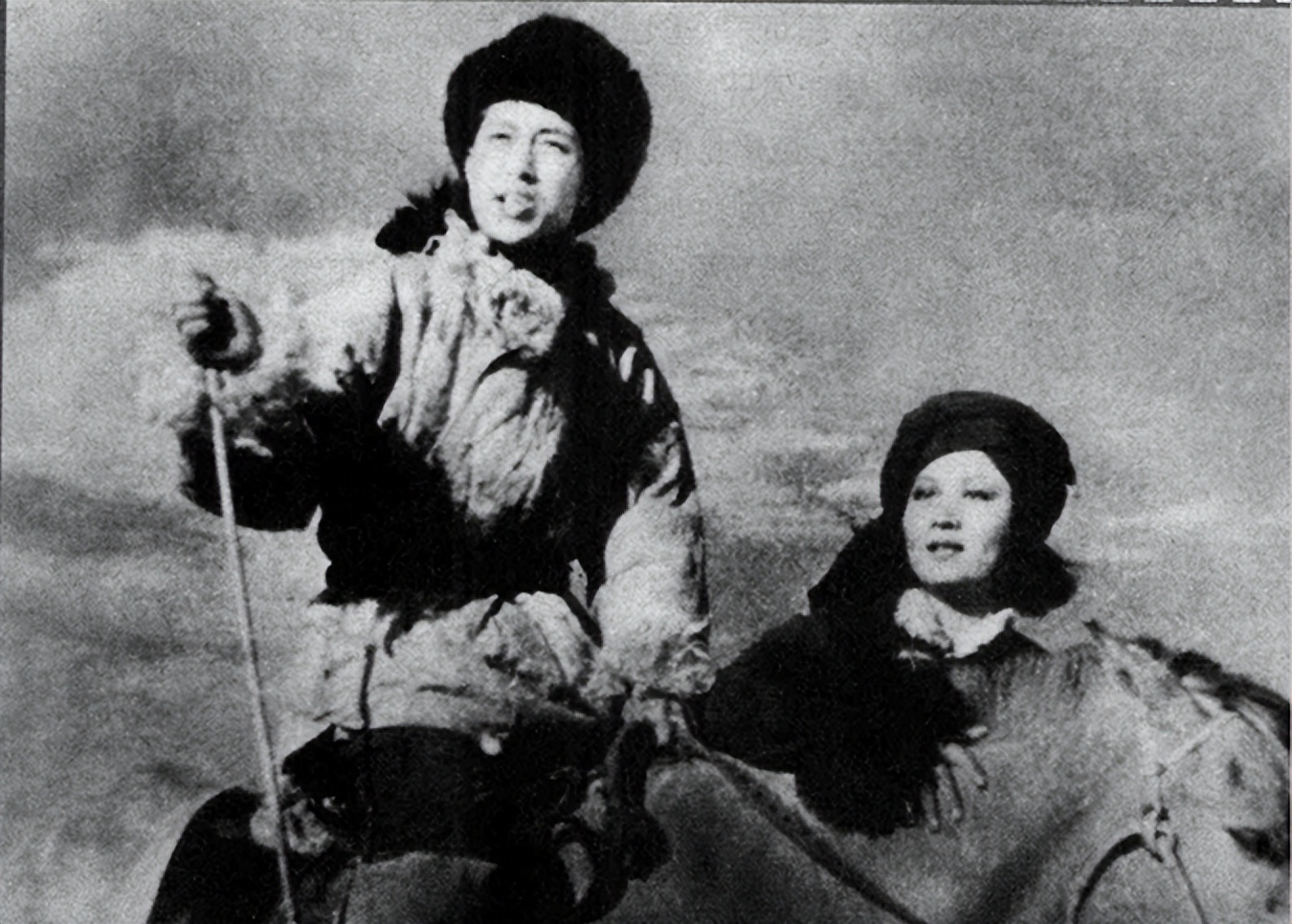 98岁高龄秦怡,秦怡丧夫丧子完整版