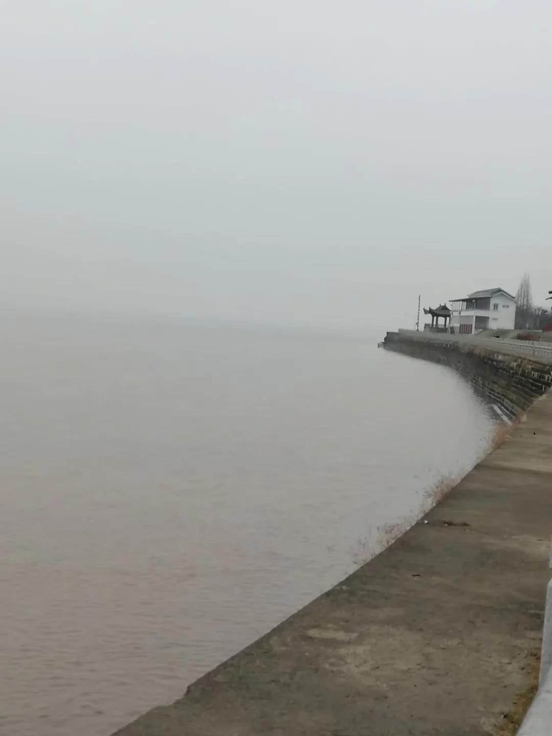 钱塘江潮汛故事,钱塘江神秘事件真实原因